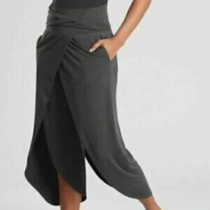 Athleta High Rise twisted split hem Palazzo / Harem type Yoga Pants